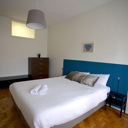 Downtown 3 Bedroom With Balcony - Quiet Street - Family Friendly - Groups OOporto Extérieur photo