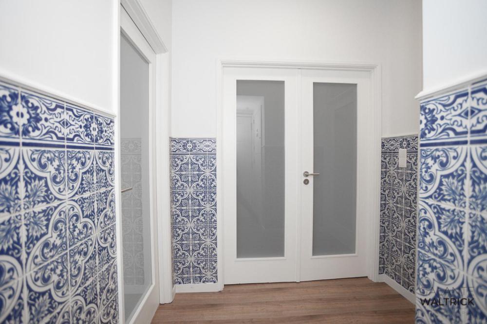 Downtown 3 Bedroom With Balcony - Quiet Street - Family Friendly - Groups OOporto Extérieur photo