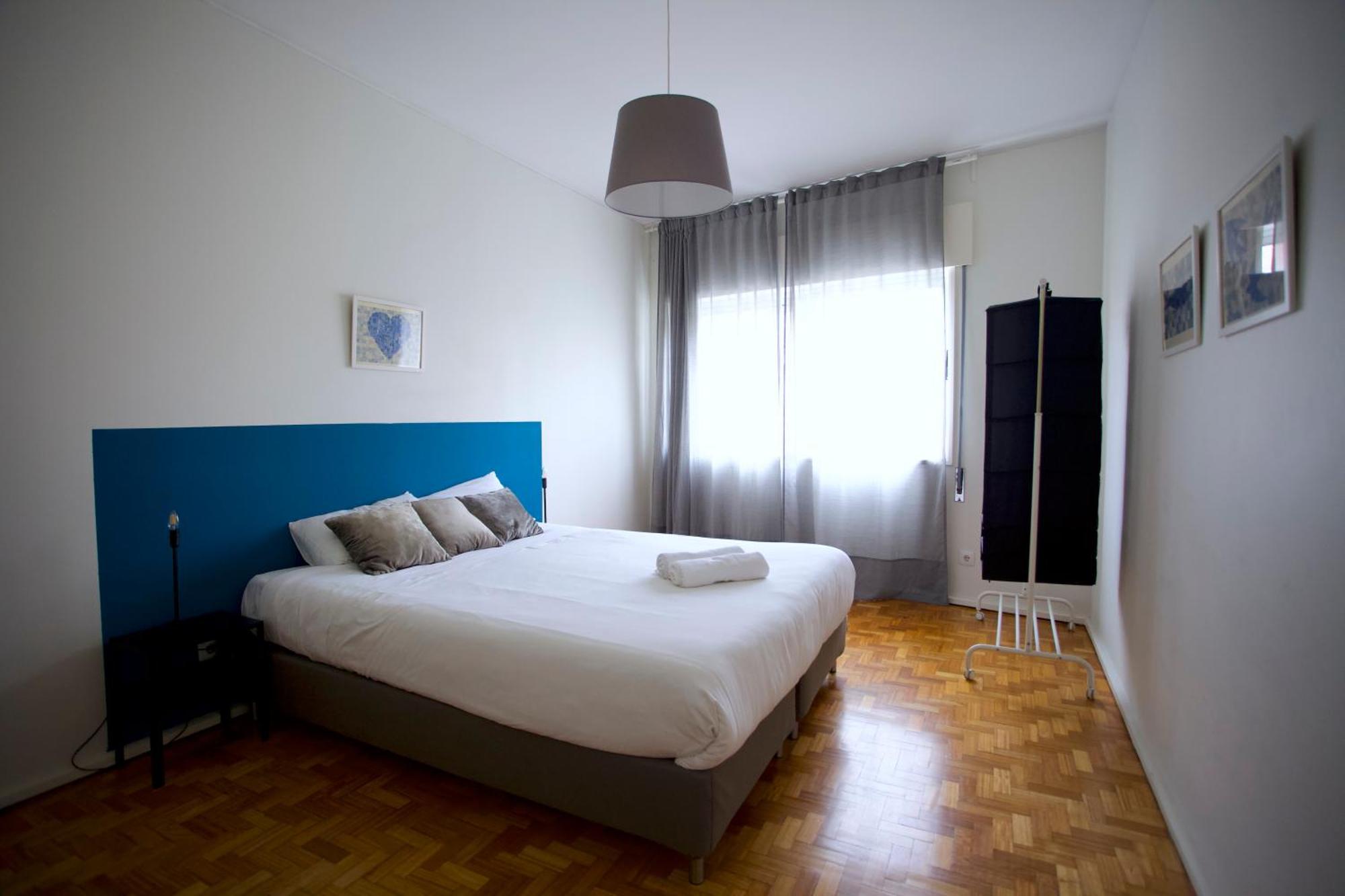 Downtown 3 Bedroom With Balcony - Quiet Street - Family Friendly - Groups OOporto Extérieur photo